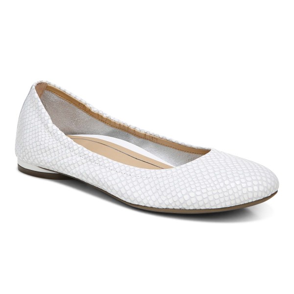 Vionic Flats Ireland - Alexa Flat White - Womens Shoes Sale | TLHGK-6109